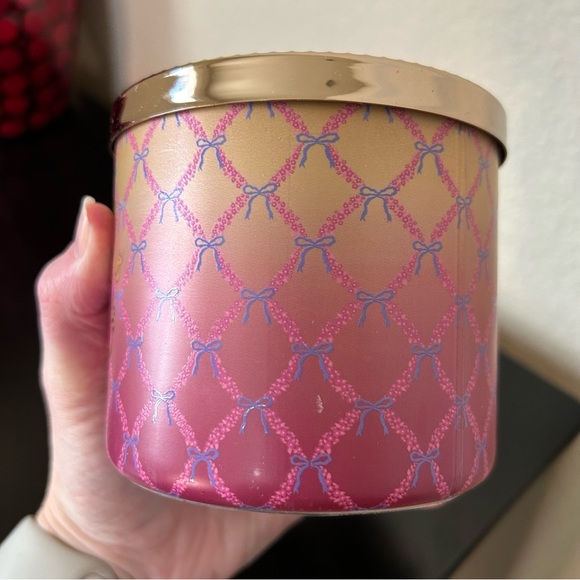 Bath & Body Works Disney Princess Aurora 3 Wink Candle - Picture 4 of 17